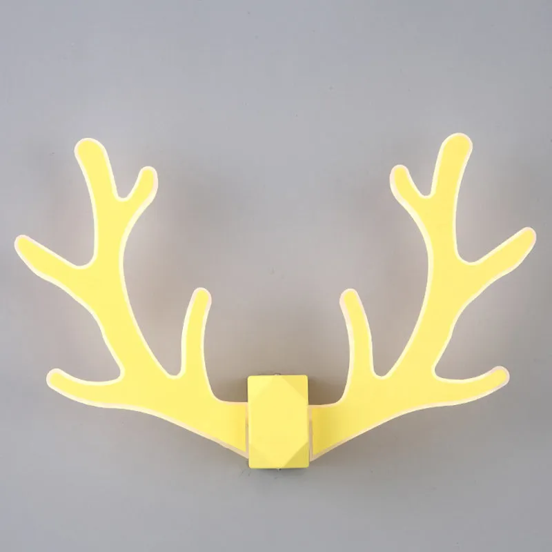 Deer Horn LED Wall Light - Decorative Metal Sconce Fixture