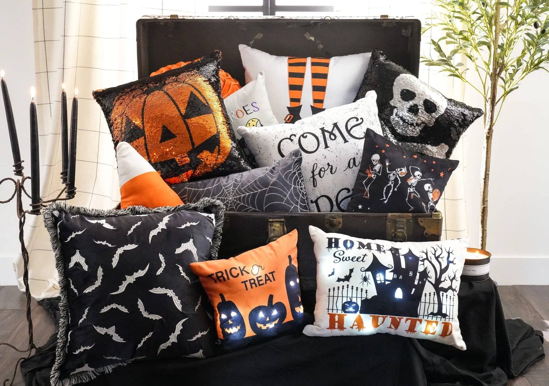 Trick Or Treat Pumpkin LED Decorative Throw Pillow